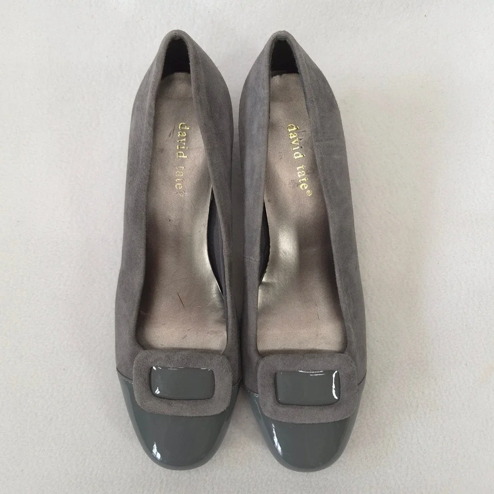 David Tate Gray Suede Low Block Heel Buckle Pumps Round Toe Shoes Size 9
